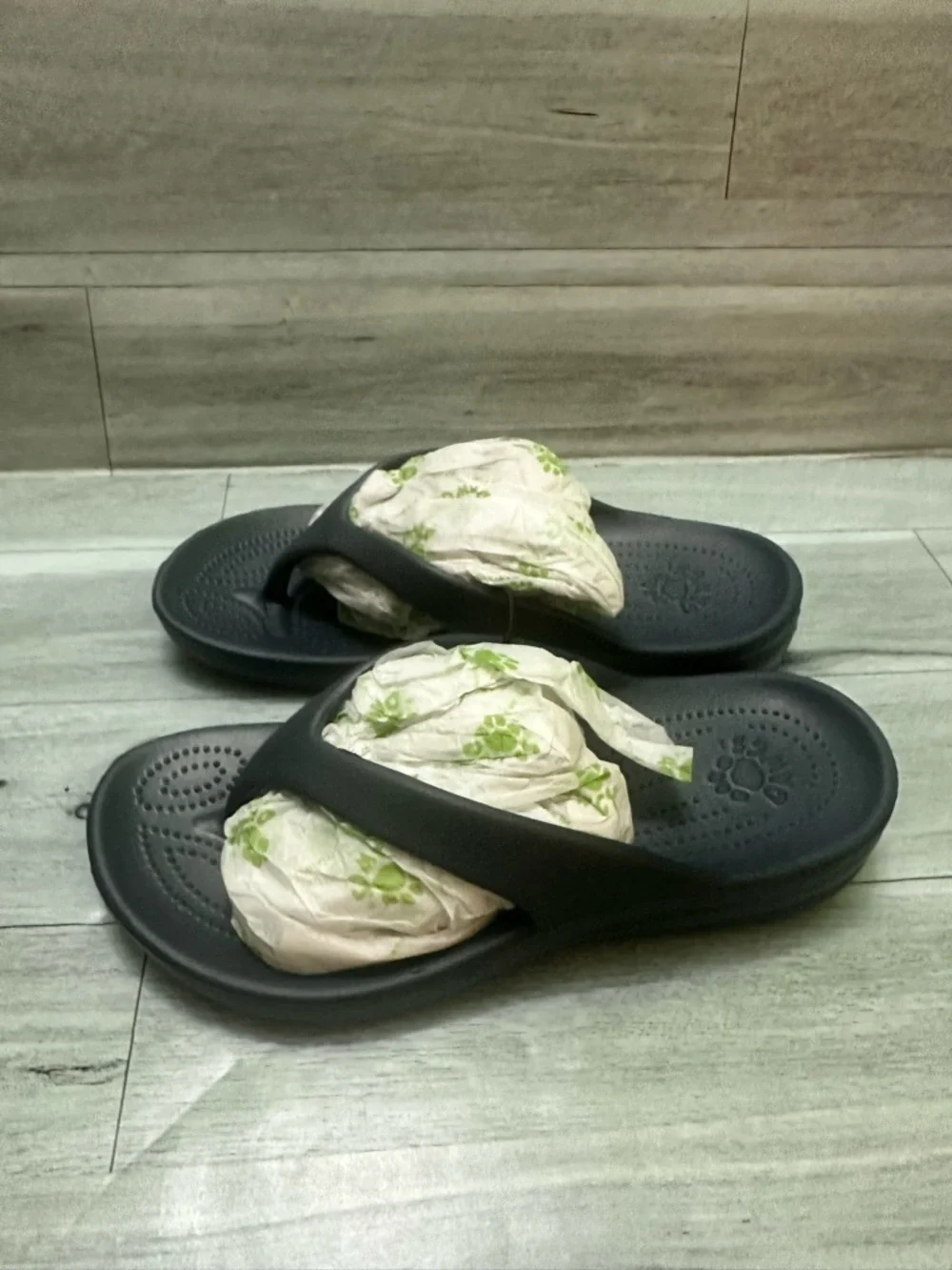 Dawgs Kids Navy Blue Flip Flop Sandals size 1